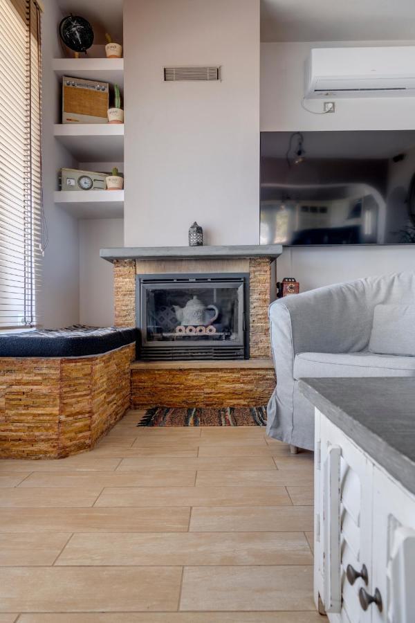 Fabbrica Bnb Vári 外观 照片